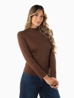 Camisola básica gola subida