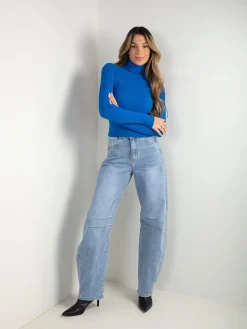 Camisola canelada com gola alta