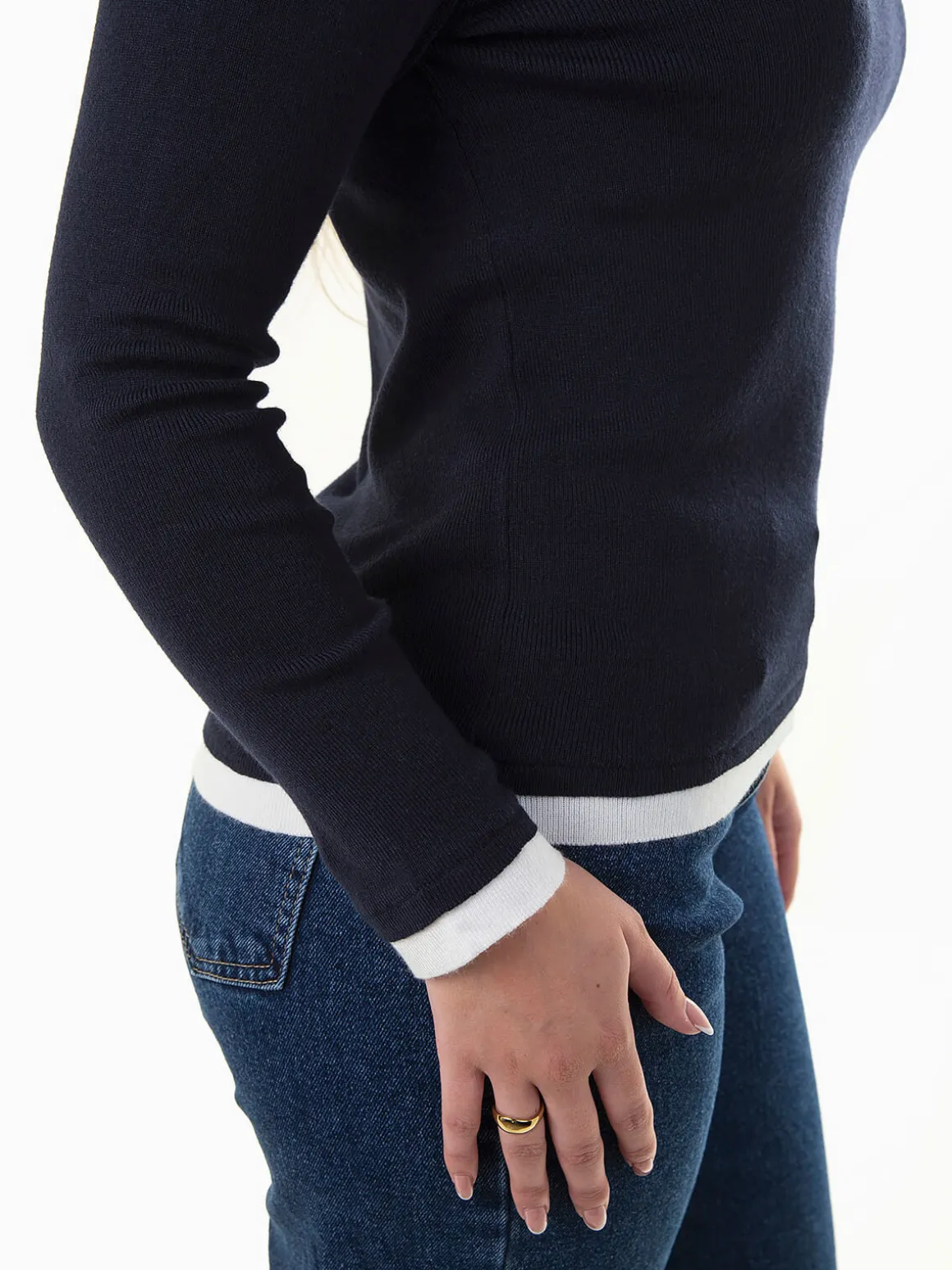 Camisola com detalhe em contraste