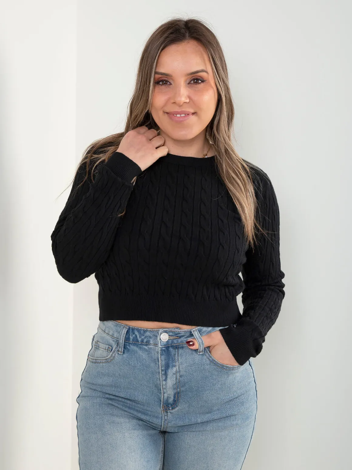 Camisola curta malha trançada