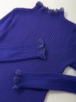 Camisola de malha canelada com renda