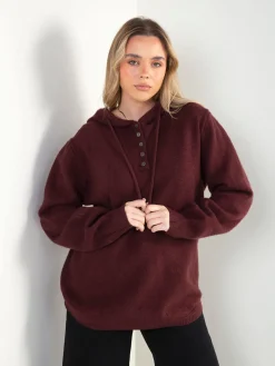 Camisola de malha com capuz e botões