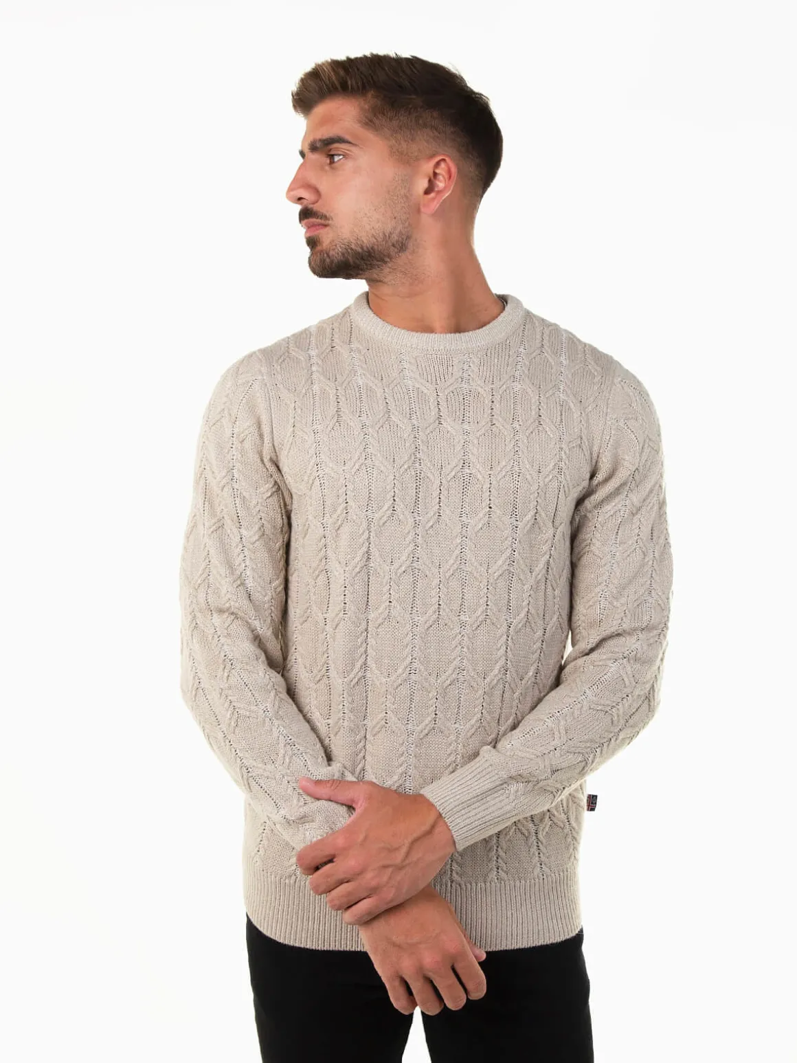 Camisola de malha trançada