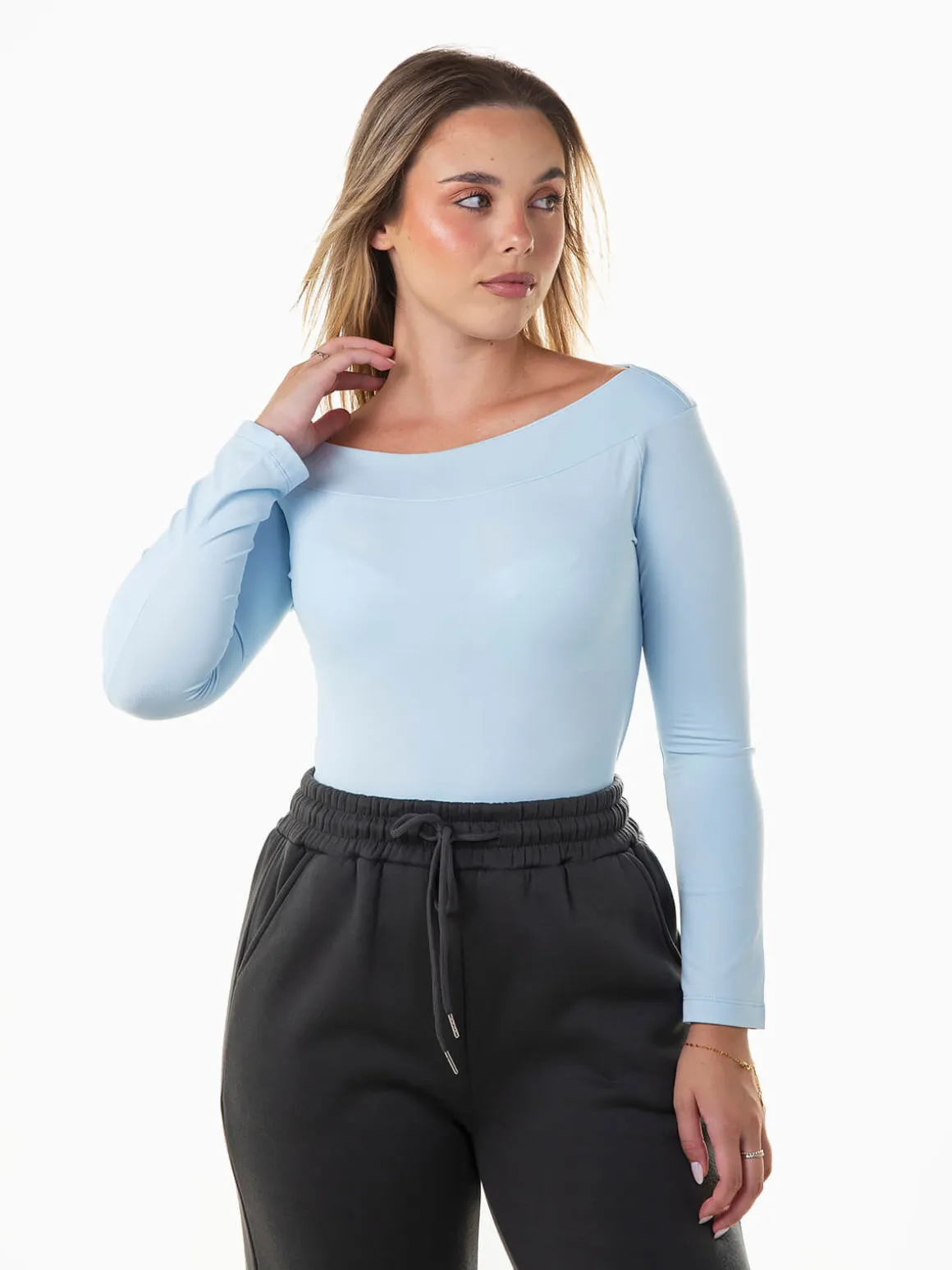 Camisola elástica decote barco