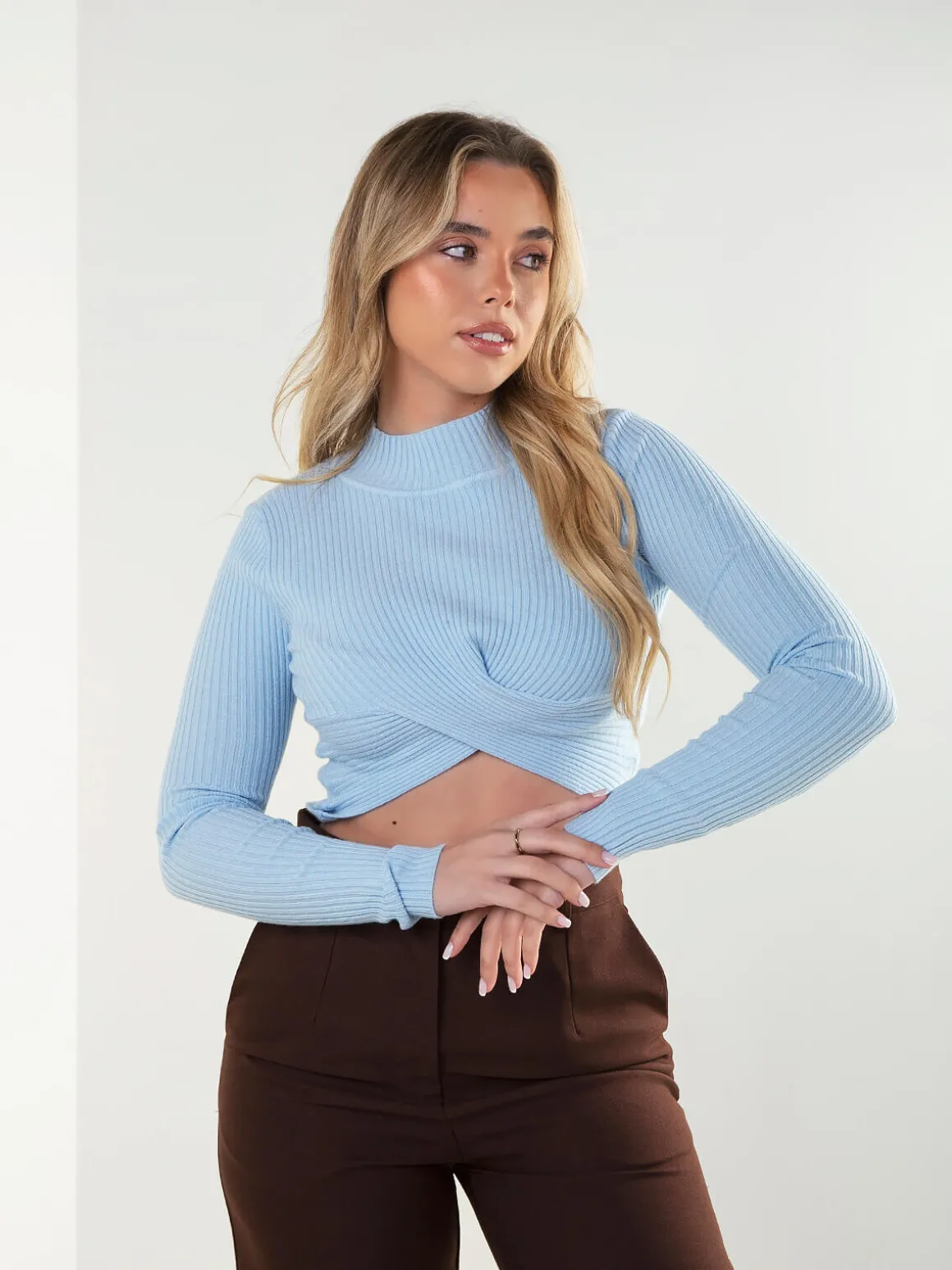 Camisola malha canelada com torcido