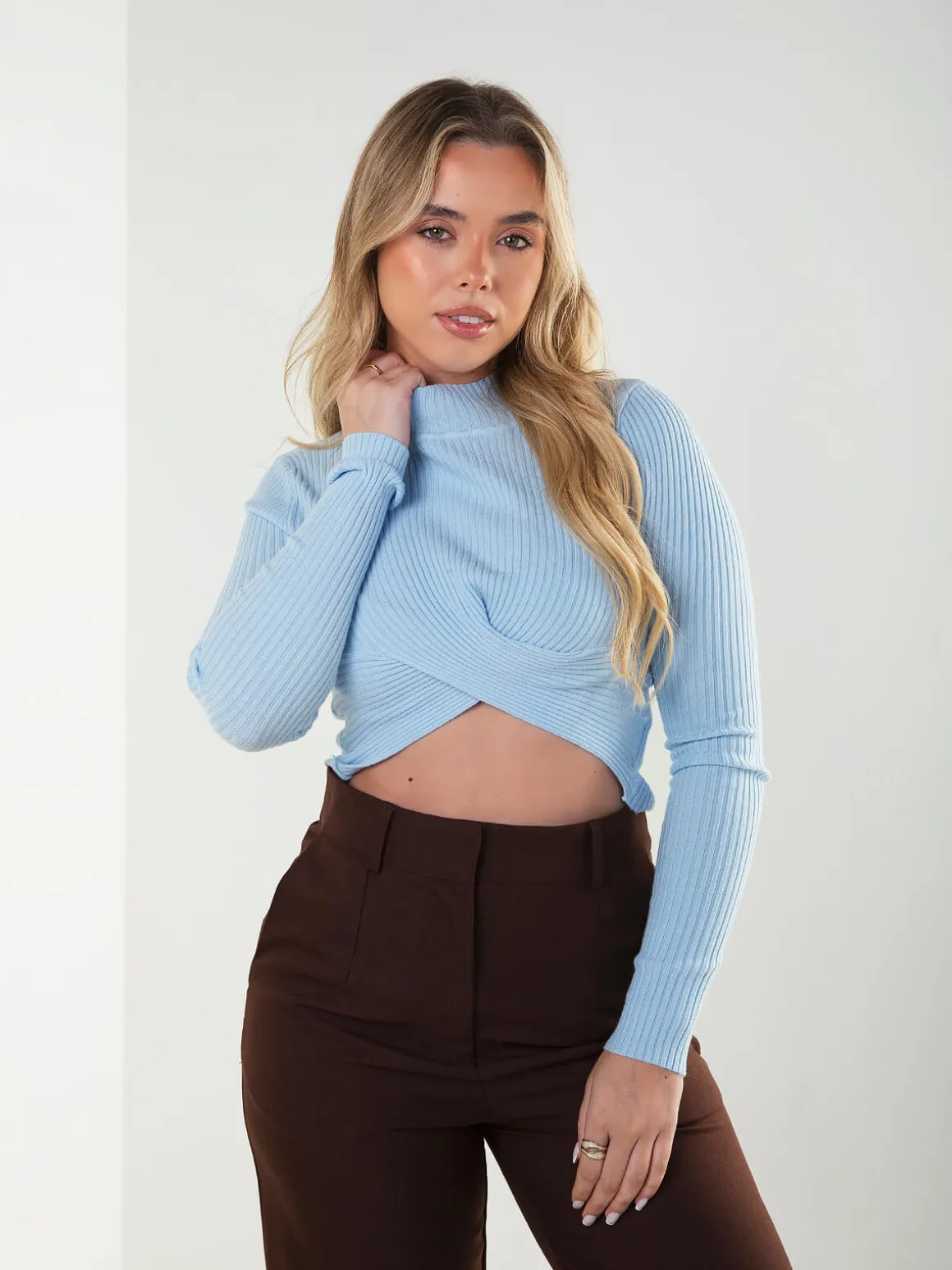 Camisola malha canelada com torcido