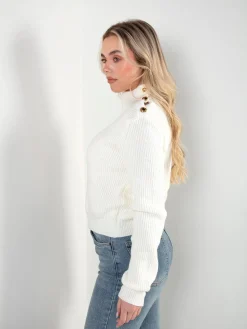 Camisola malha com botões no ombro