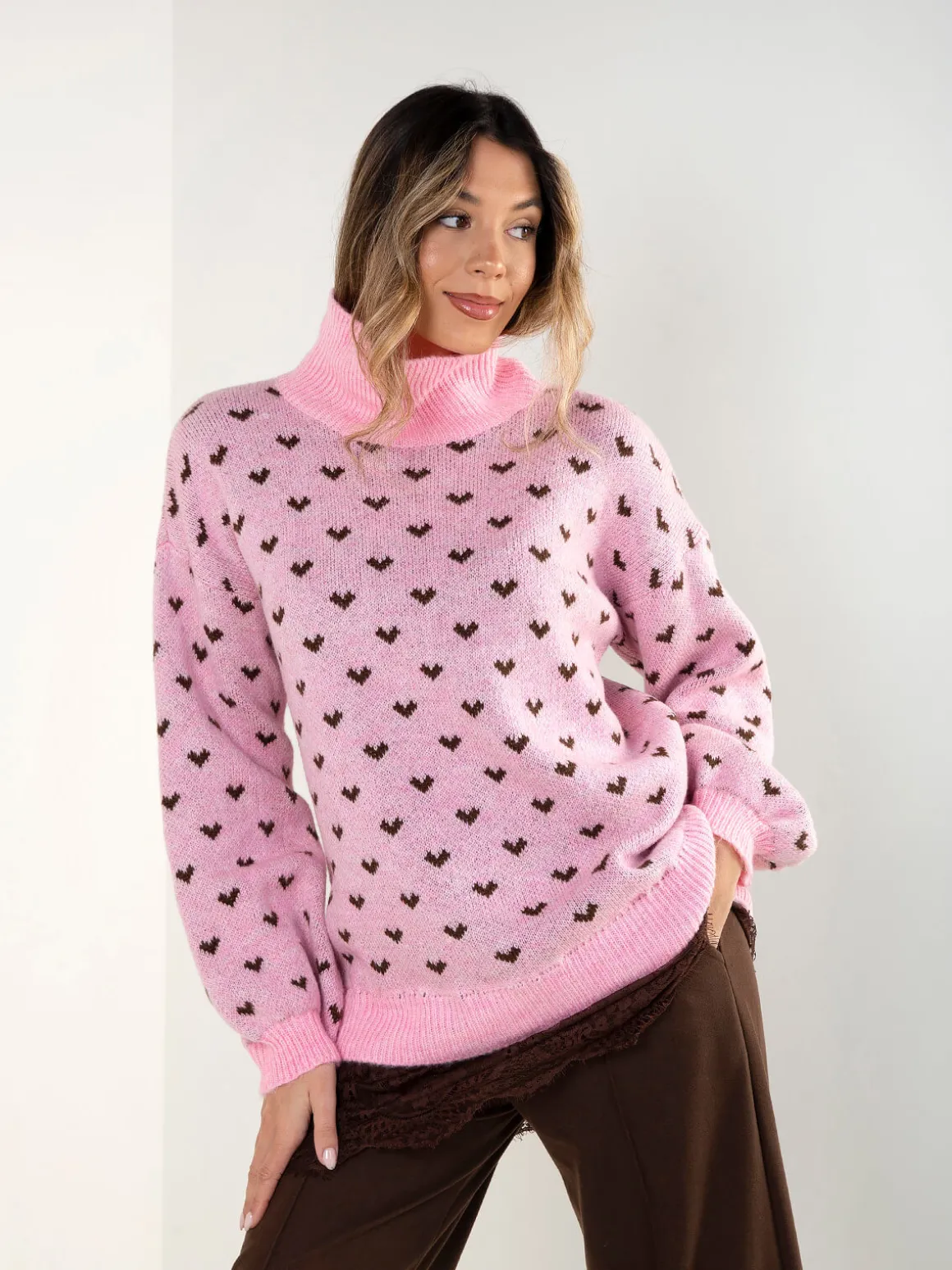 Camisola malha com corações e renda