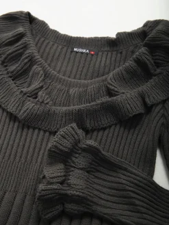 Camisola malha com folhos