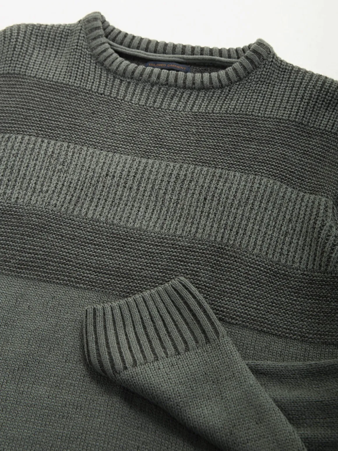 Camisola malha estruturada gola redonda