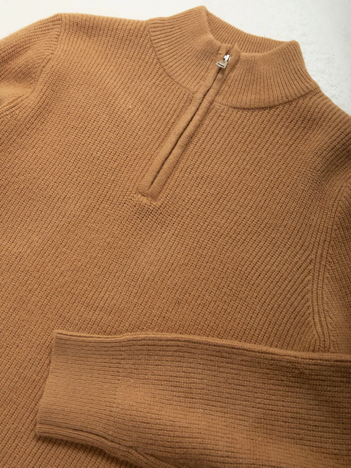 Camisola malha estruturada com fecho