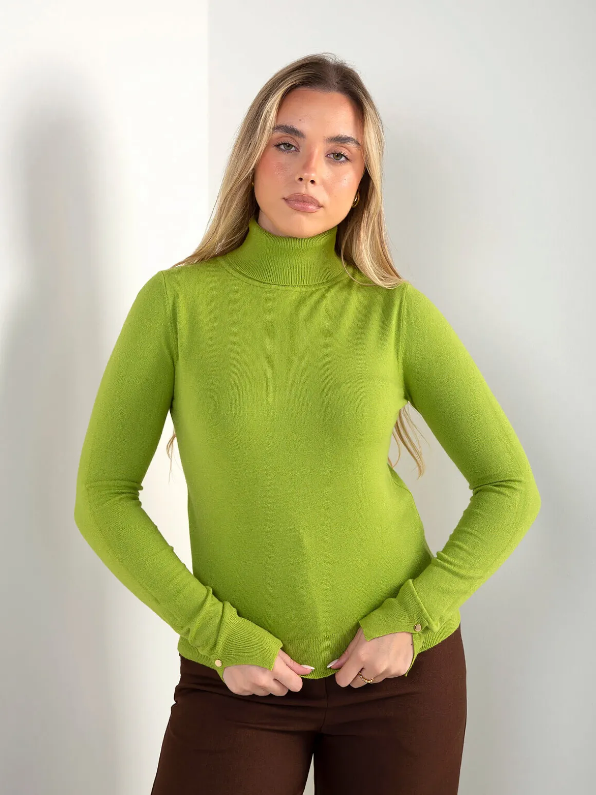 Camisola malha fina com abertura