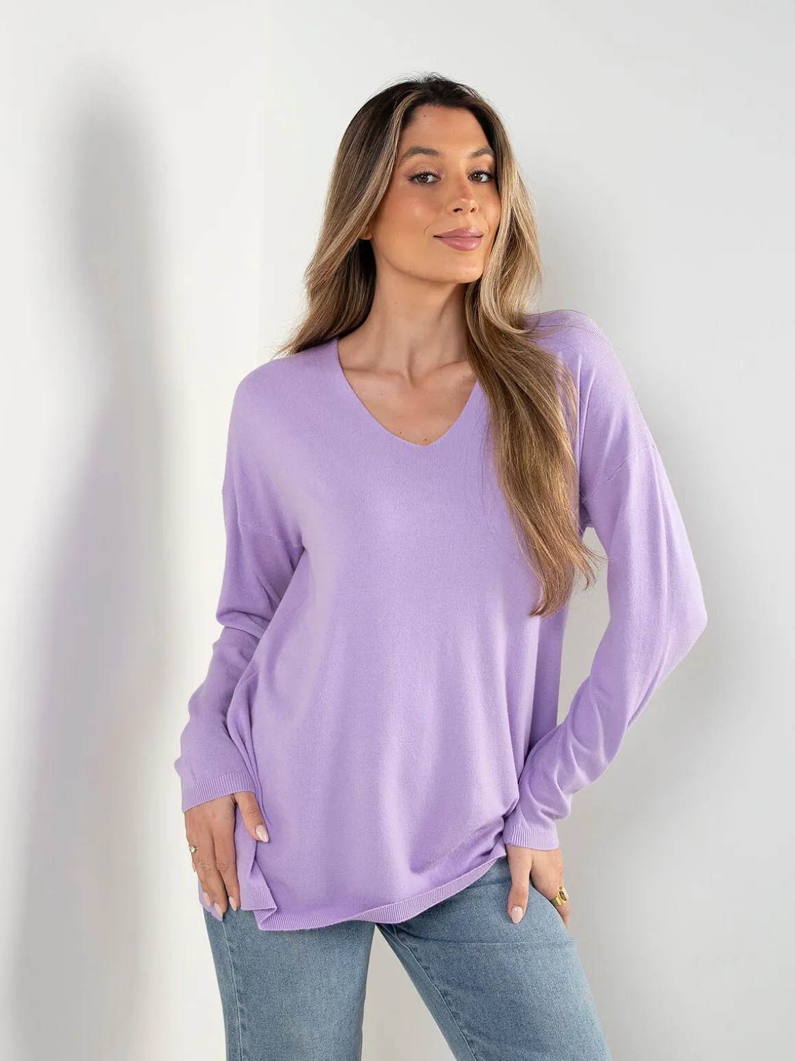 Camisola malha fina oversized em V