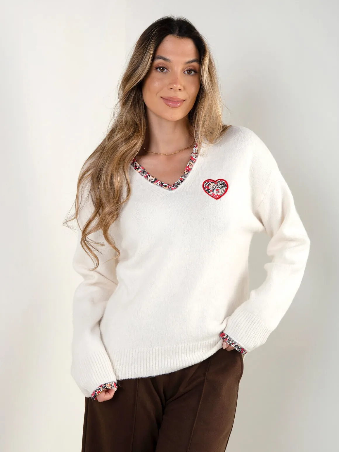 Camisola malha oversized com bordado