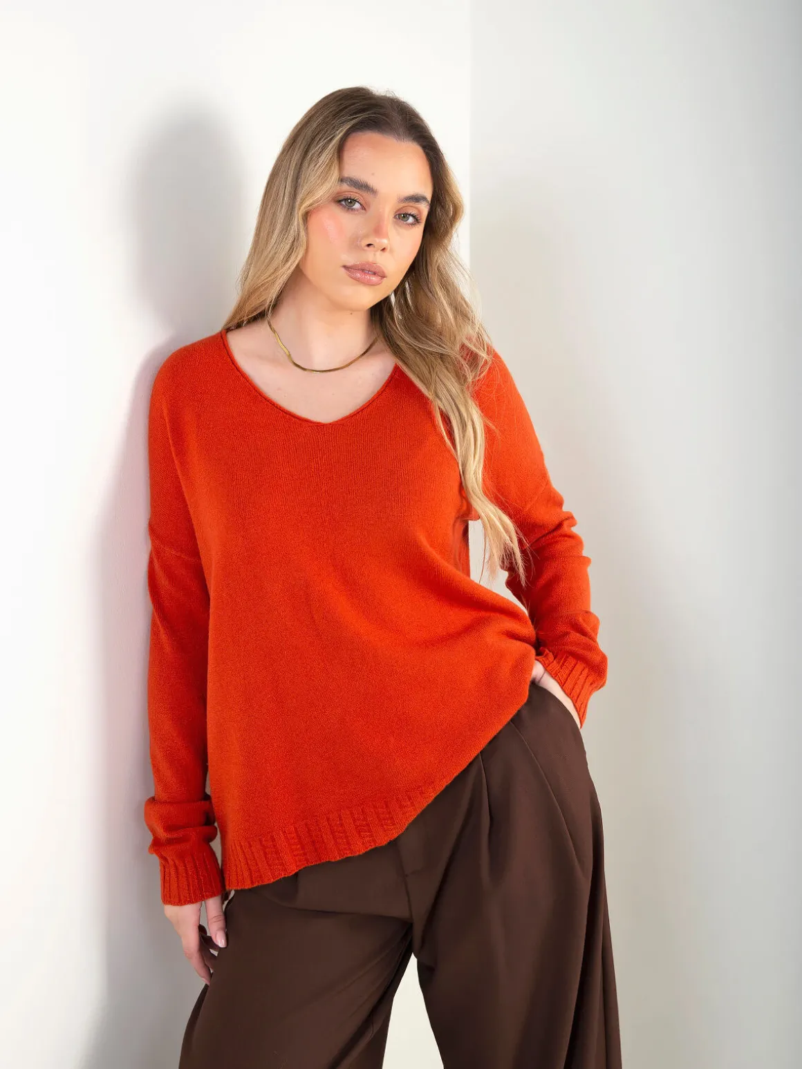 Camisola malha oversized com aberturas