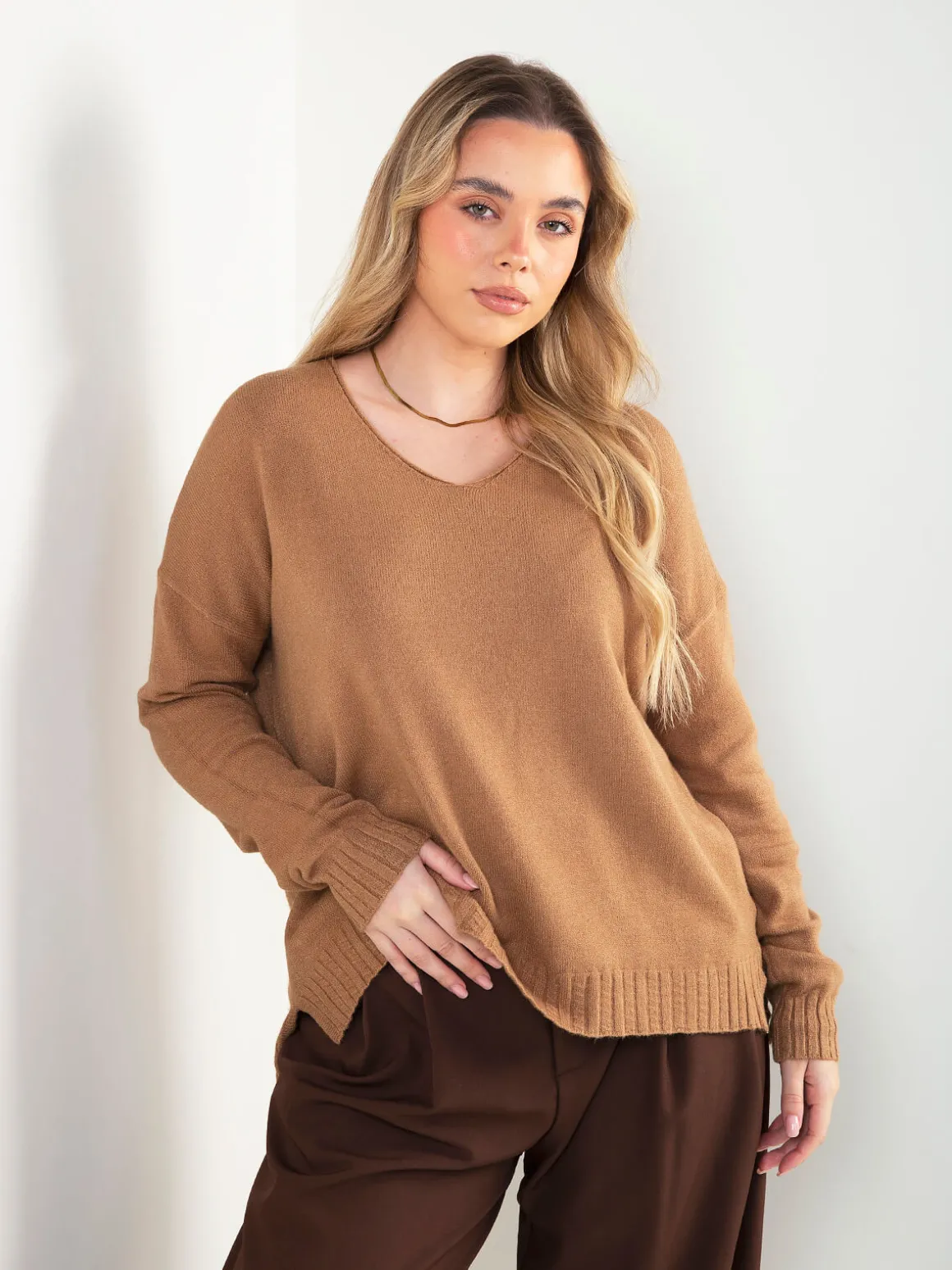 Camisola malha oversized com aberturas