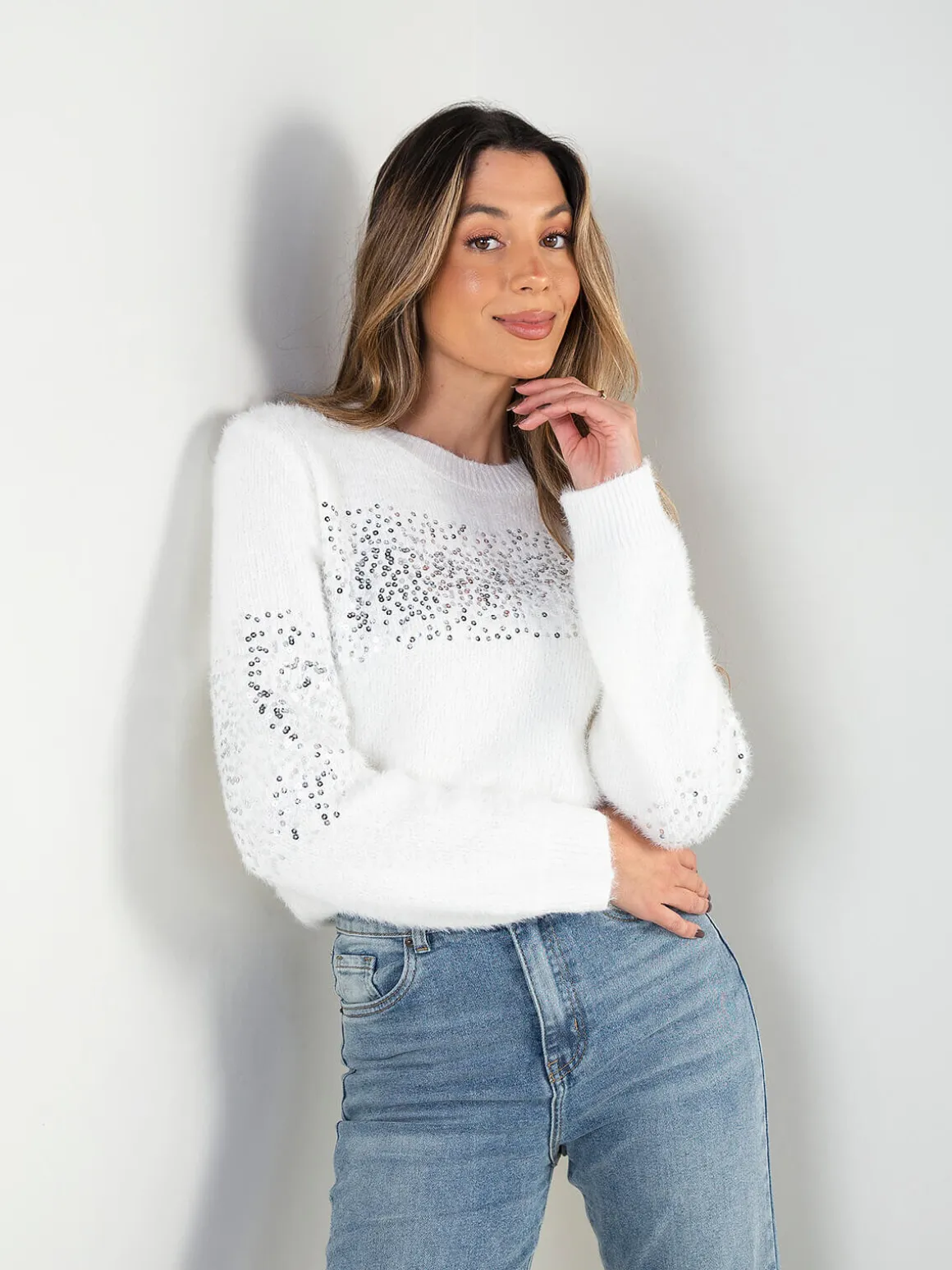 Camisola malha suave com lantejoulas