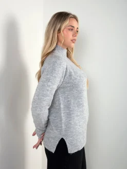 Camisola malha texturizada gola perkins