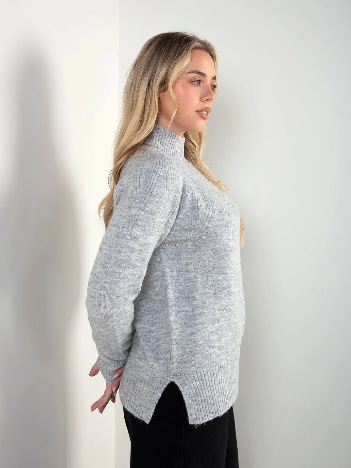 Camisola malha texturizada gola perkins