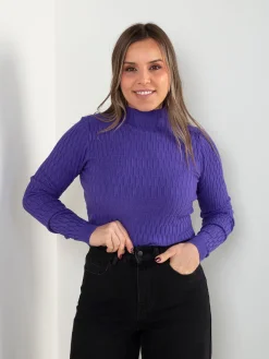 Camisola malha texturizada com gola subida
