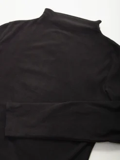 Camisola polar fina com gola subida