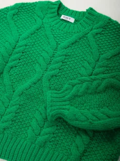 Camisola verde malha entrançada