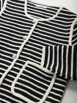 Cardigan às riscas com bolsos