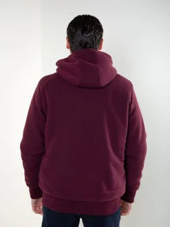 Casaco com capuz e pelo no interior