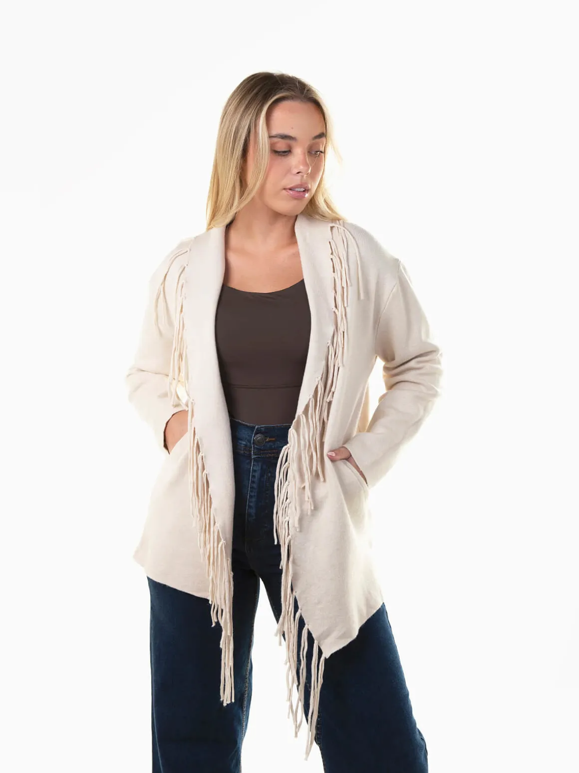 Casaco malha aberto com franjas