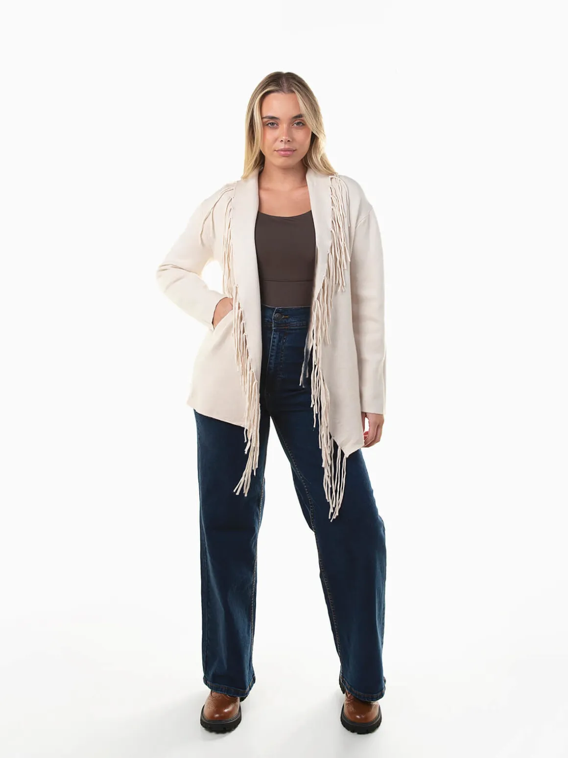 Casaco malha aberto com franjas