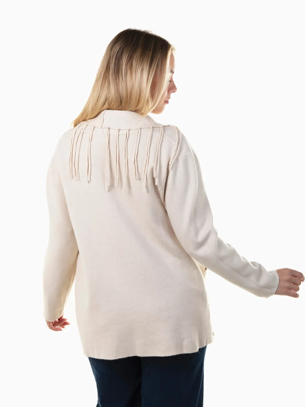 Casaco malha aberto com franjas