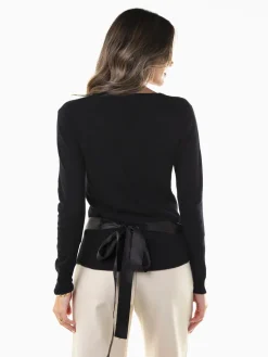 Casaco malha com bordados