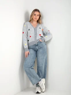 Casaco malha com botões e corações