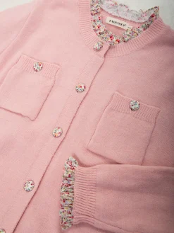 Casaco malha com botões estampados