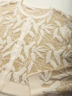 Casaco malha com textura folhas