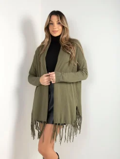 Casaco malha fina aberto com franjas