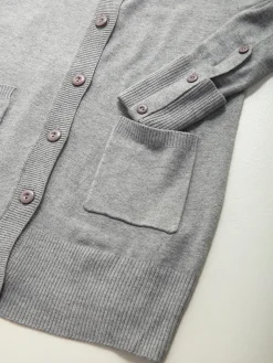 Casaco malha justo com botões