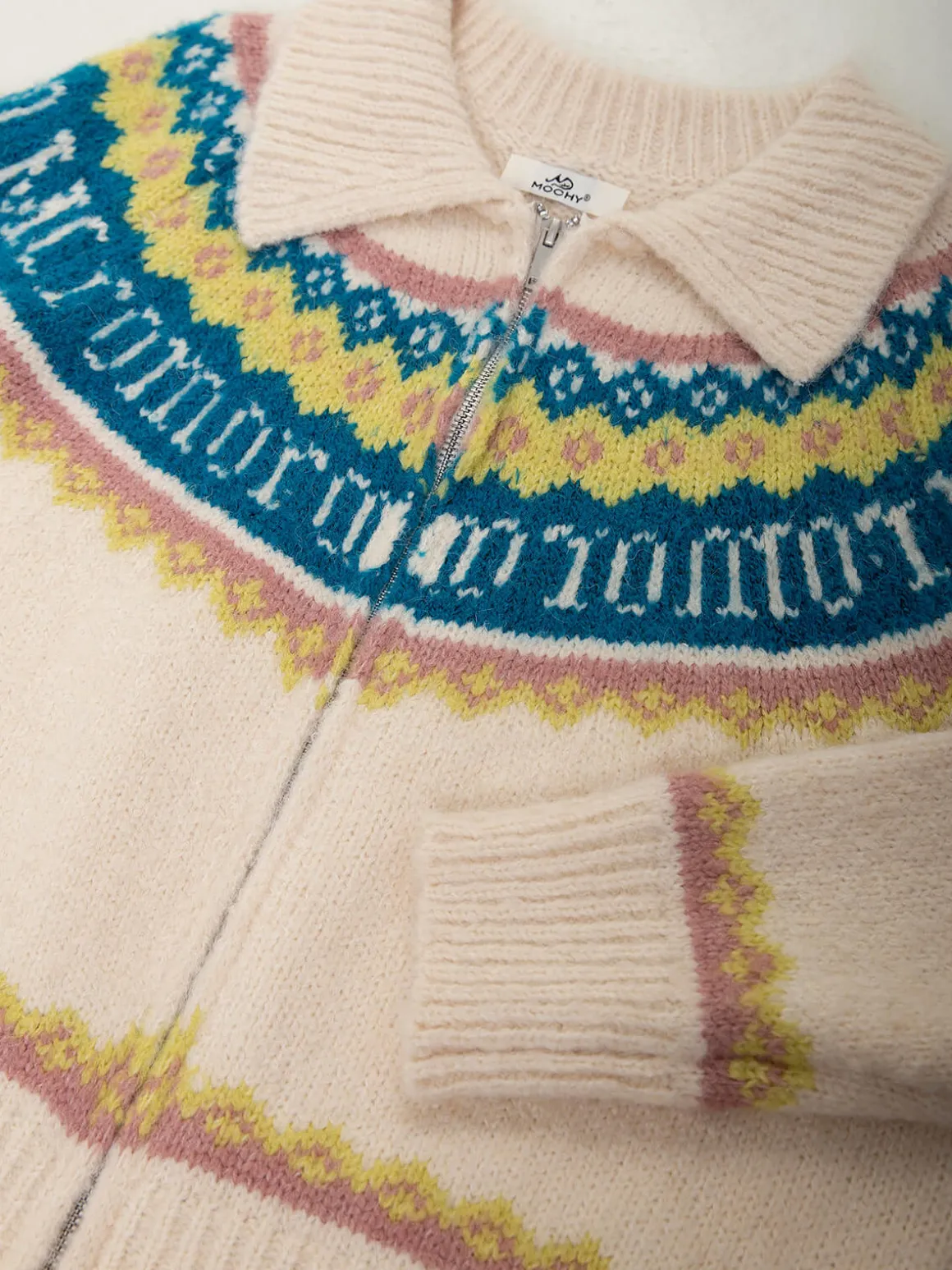 Casaco malha riscas com corações