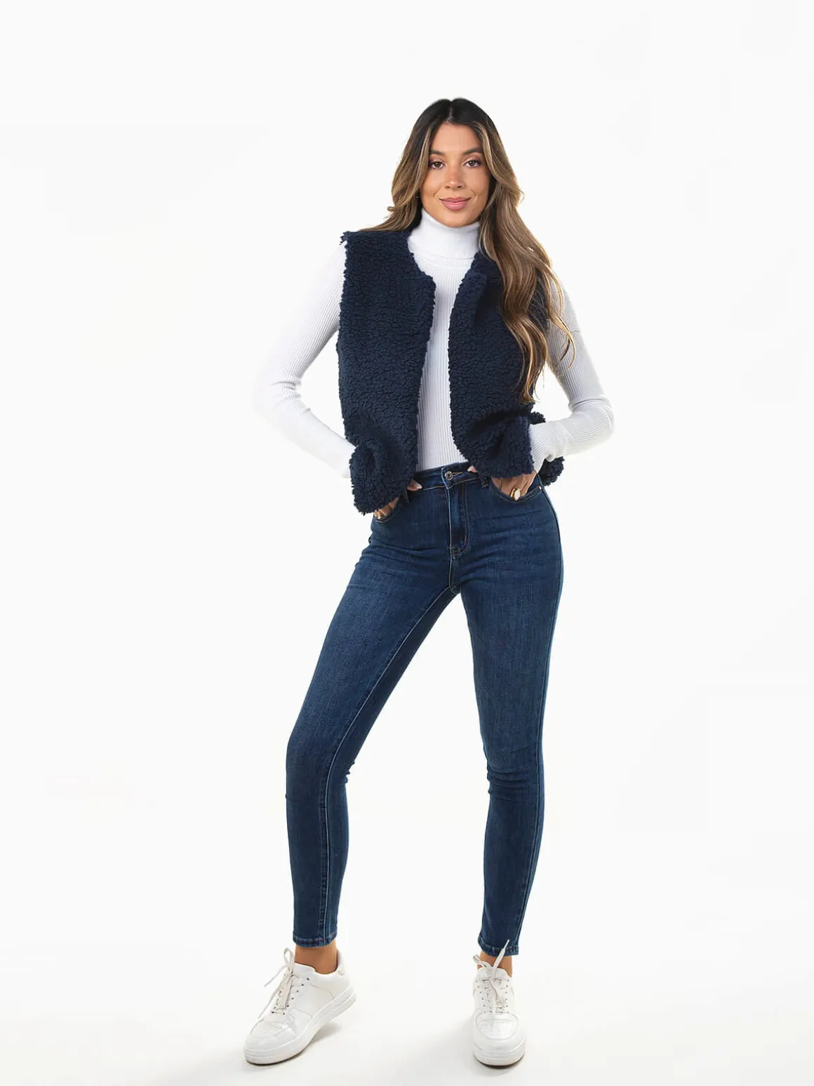 Colete aberto efeito pelo de ovelha