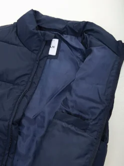 Colete acolchoado azul marinho gola alta