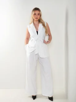 Colete alfaiataria com cinto