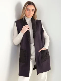 Colete efeito camurça com gola virada