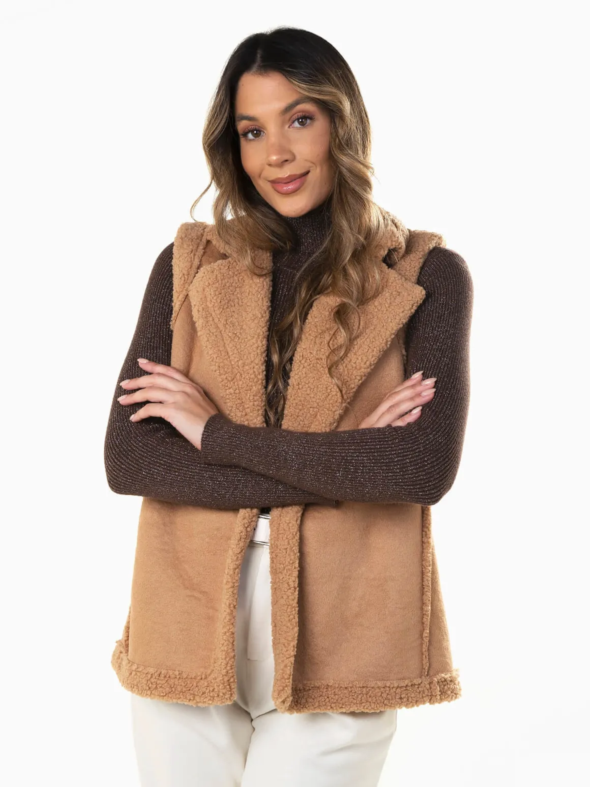 Colete efeito camurça interior em pelo