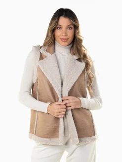 Colete efeito pele envelhecida com pelo