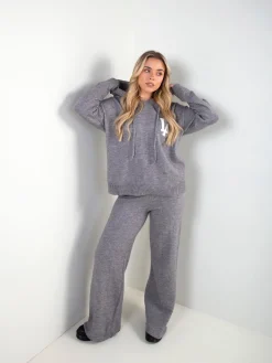 Conjunto de malha com sweatshirt e calças