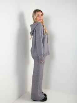 Conjunto de malha com sweatshirt e calças