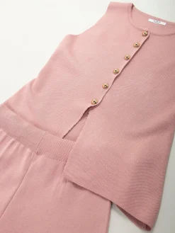 Conjunto em malha com colete e calças