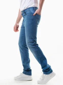 Jeans straight fit azul claro