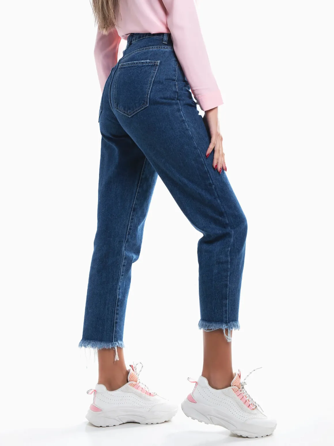 Mom jeans base desfiada