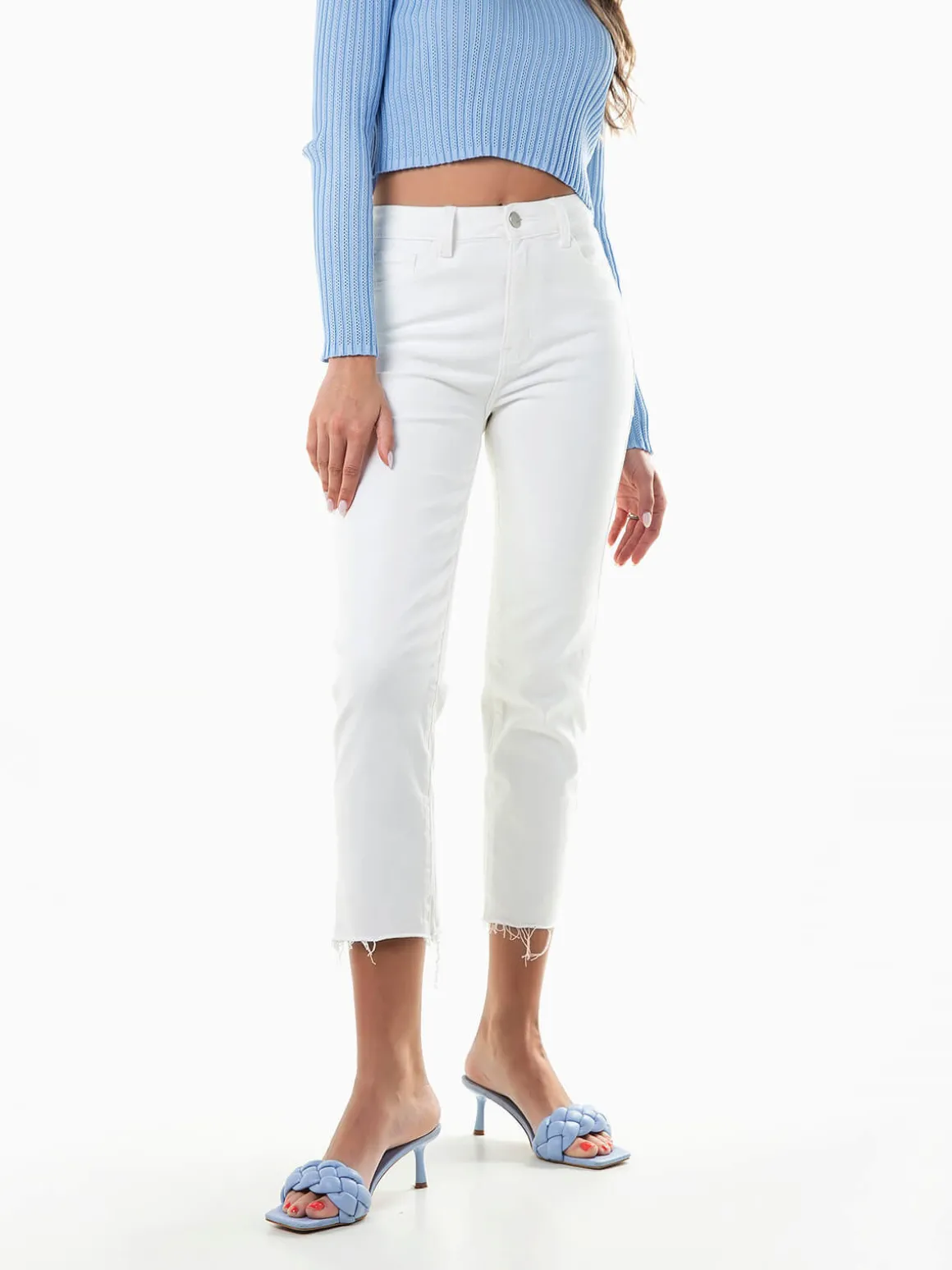 Mom jeans brancas base desfiada